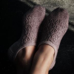 [kvassvet, Светлана Квасина] Следки Verba_slippers (2026)